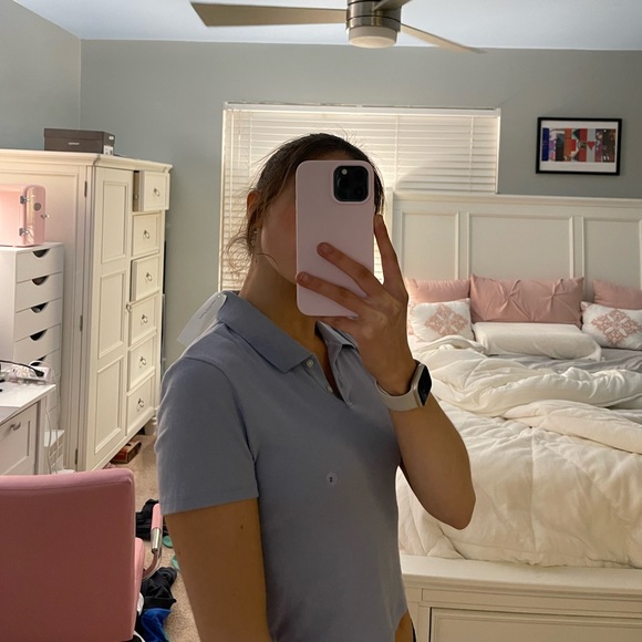 AE collared crop tshirt - Picture 3 of 7